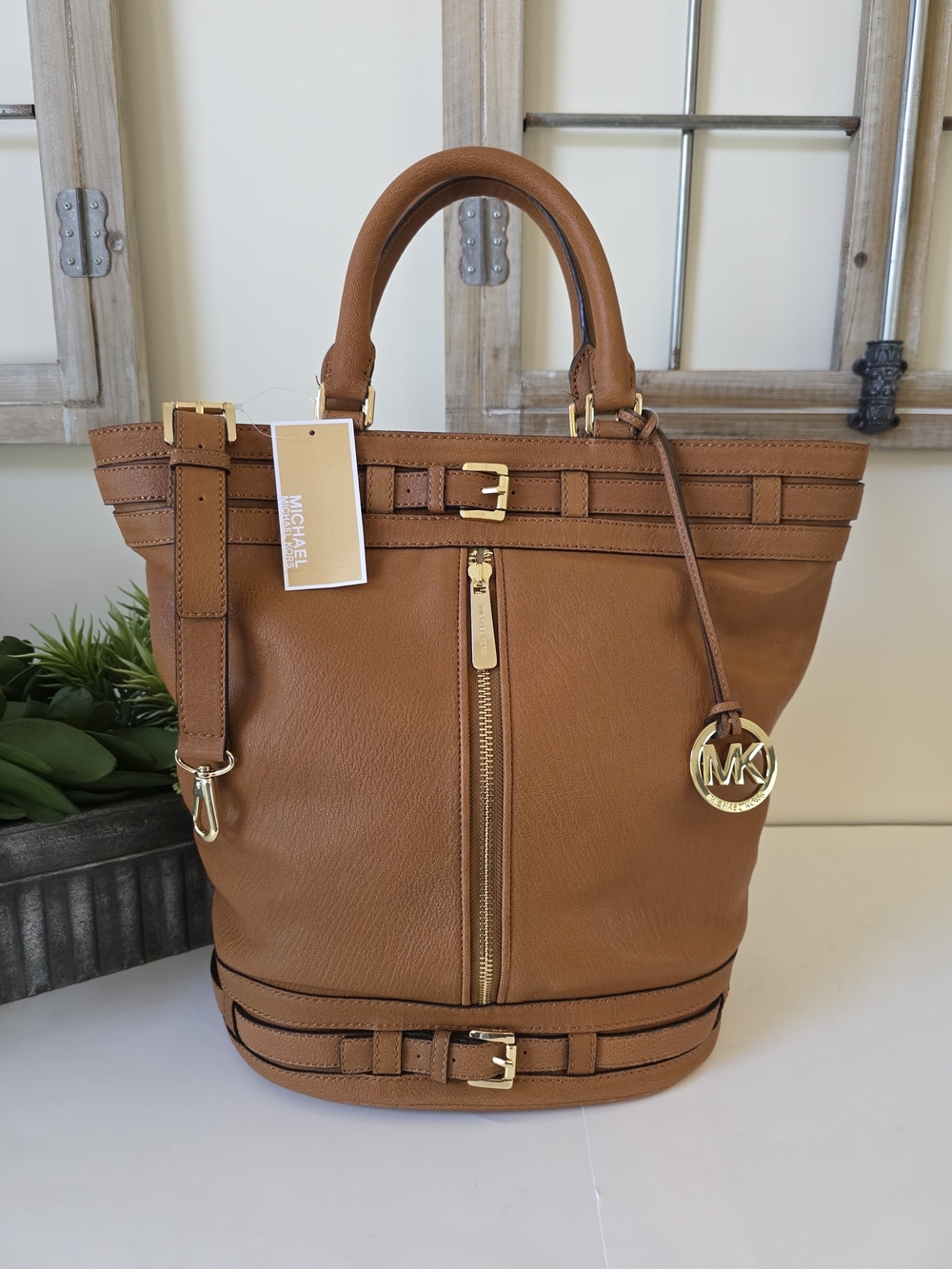 Michael Kors Kingsbury Large Leather Tote Bucket Bag Crossbody- New With Tags - Picture 2 of 16